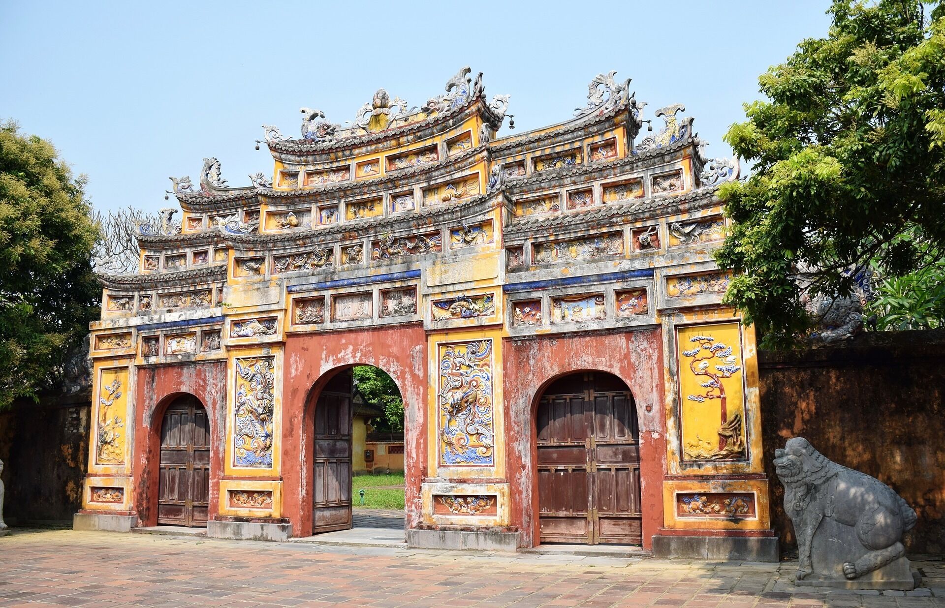 Private Tour Full Day Hue Imperial City From Hoi An Da Nang