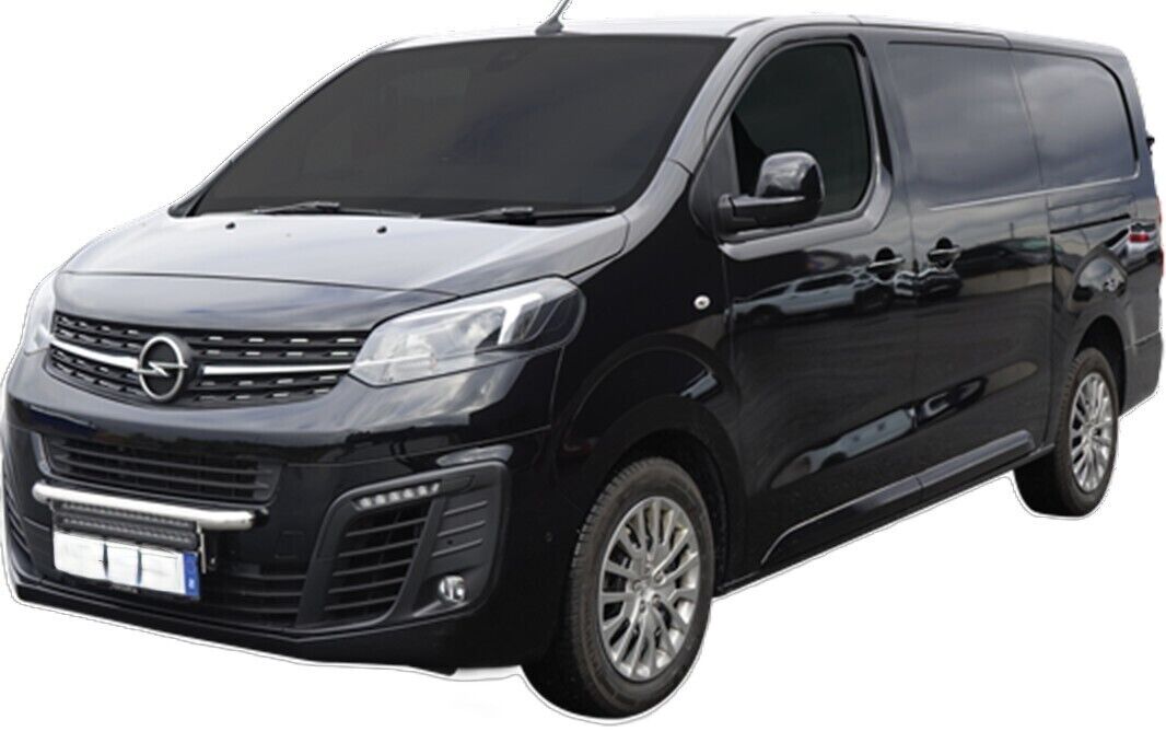 Opel Vivaro 9 seater