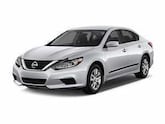 Nissan Altima o similar