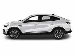 Renault Arkana tai vastaava