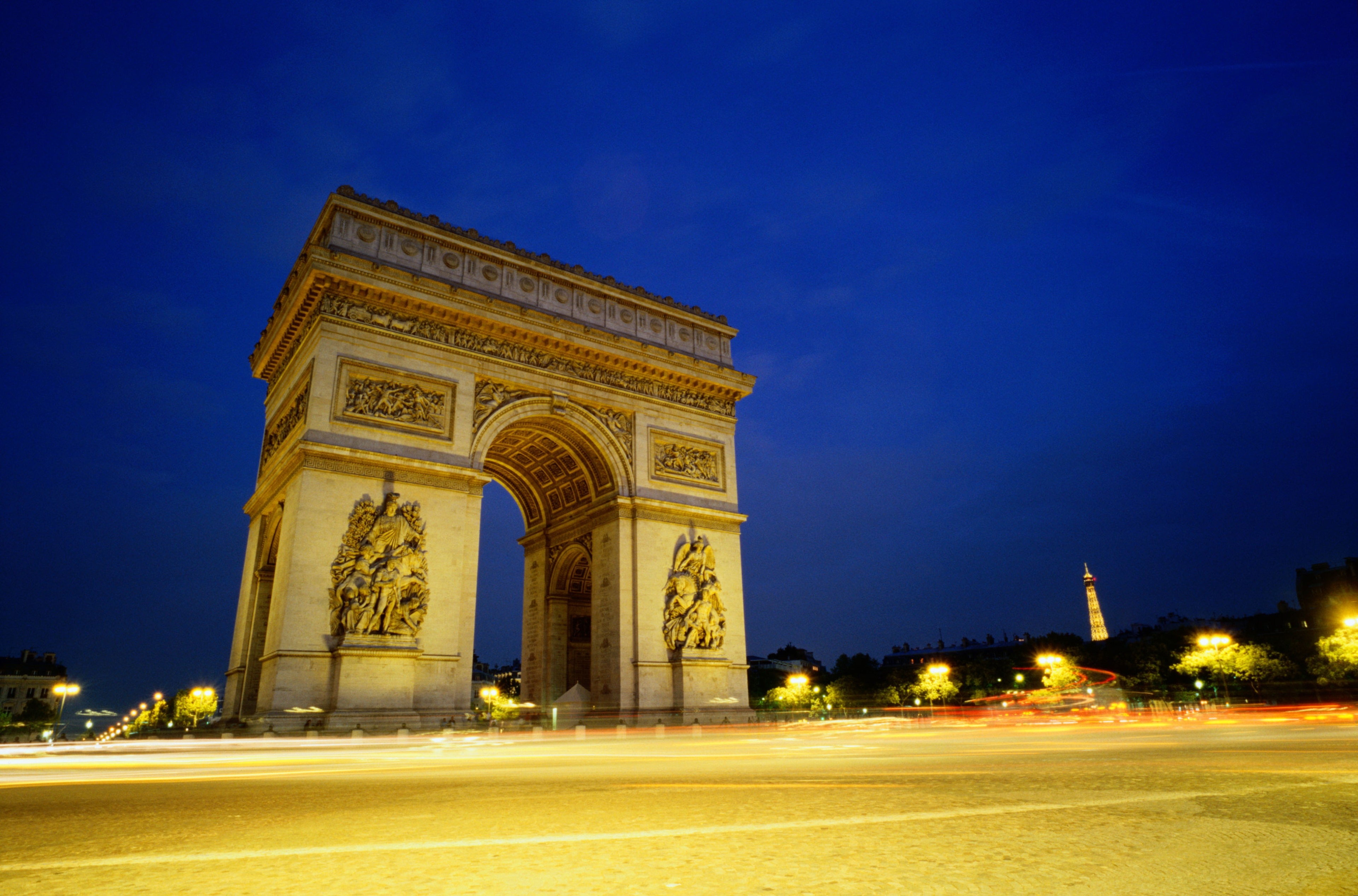 Arc de Triomphe in Chaillot - Tours and Activities