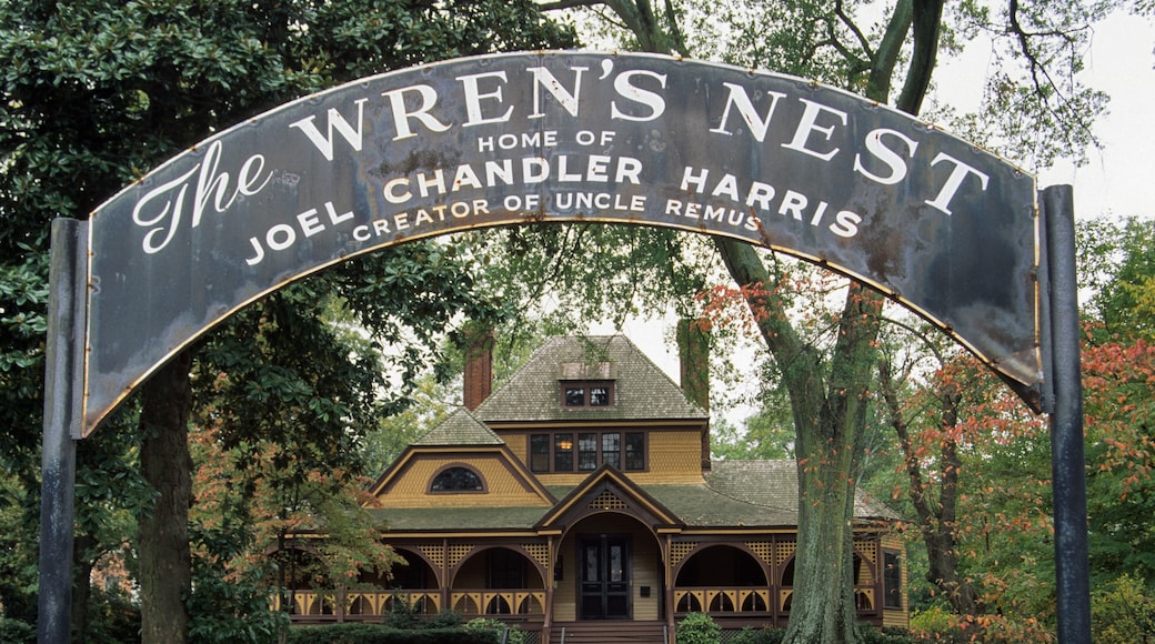 Wren's Nest