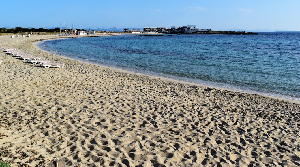 Spiaggia di Es Pujols, Formentera, Isole Baleari, Spagna