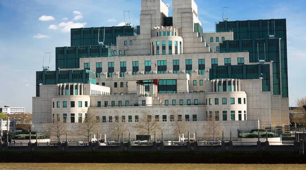 Bâtiment du service secret Secret Intelligence Service MI6