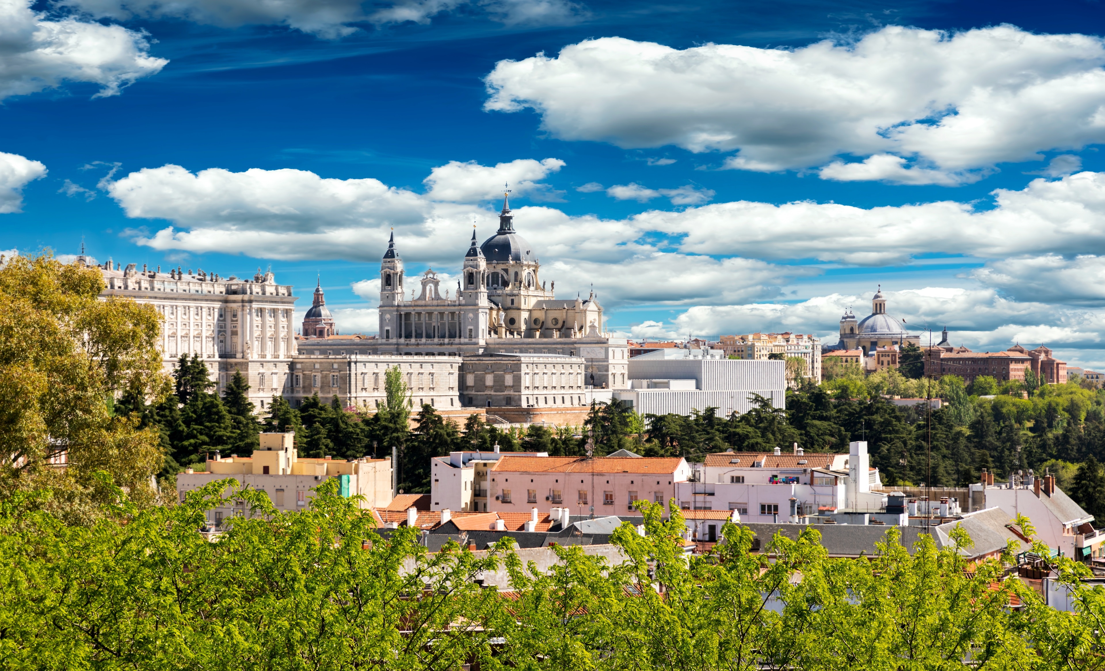 Explore Madrid Tourism & Travel Guide: Tourist Places & Activities in 2024