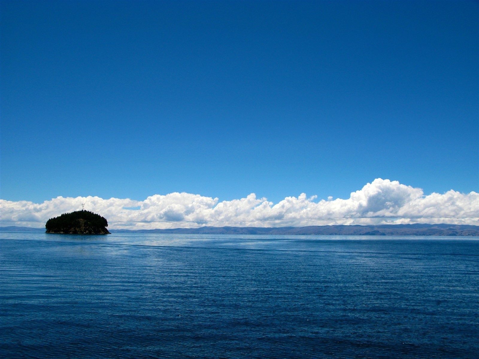 チチカカ湖 (南米) - ツアーとアクティビティ | エクスペディア