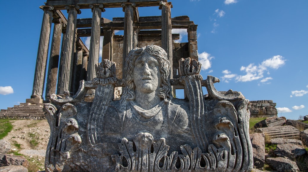 Temple of Zeus, Cavdarhisar, Kutahya Province, Türkiye