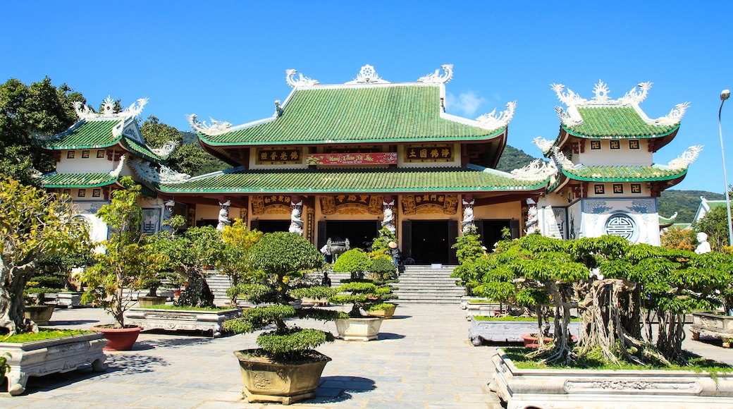 Pagoda Linh Ung - Ba Na