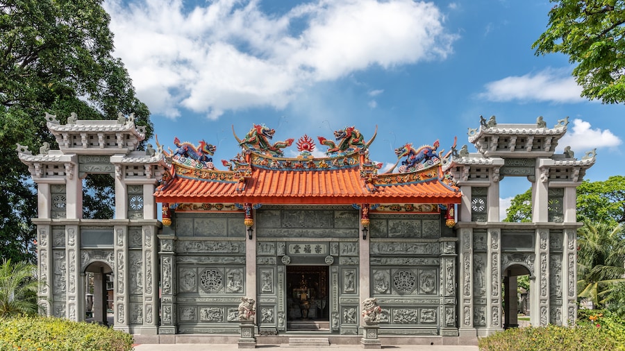 Manila Chinese Cemetery