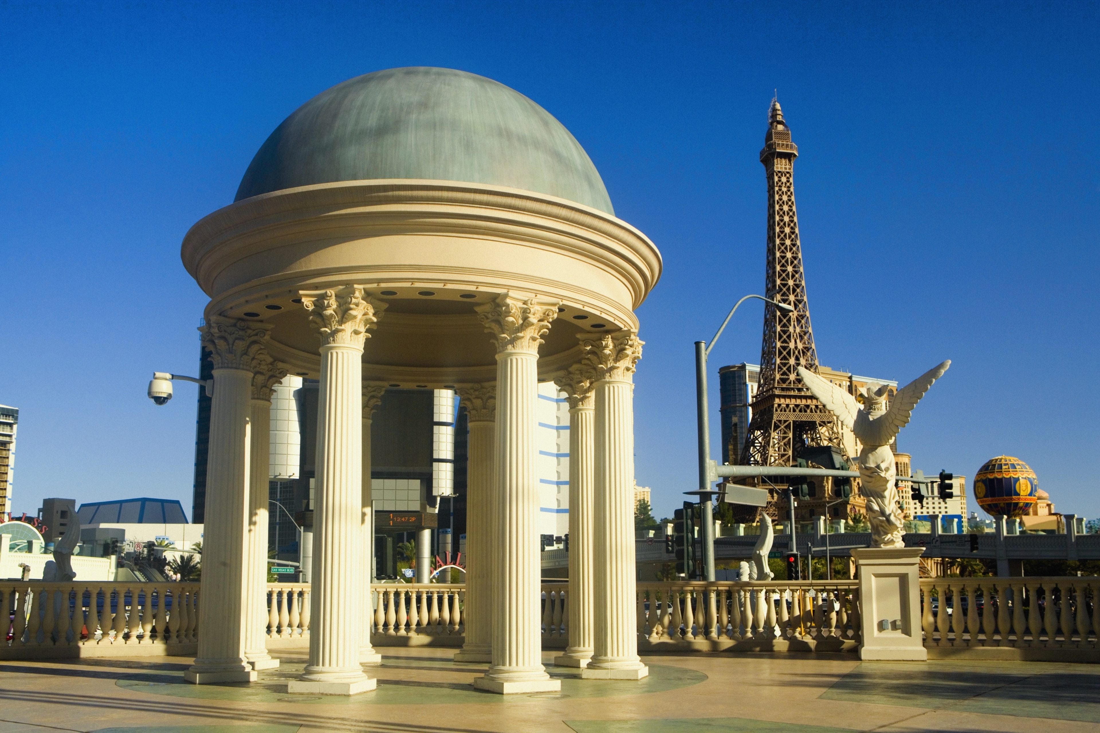 Our Phenomenal Eiffel Tower Restaurant Experience in Las Vegas