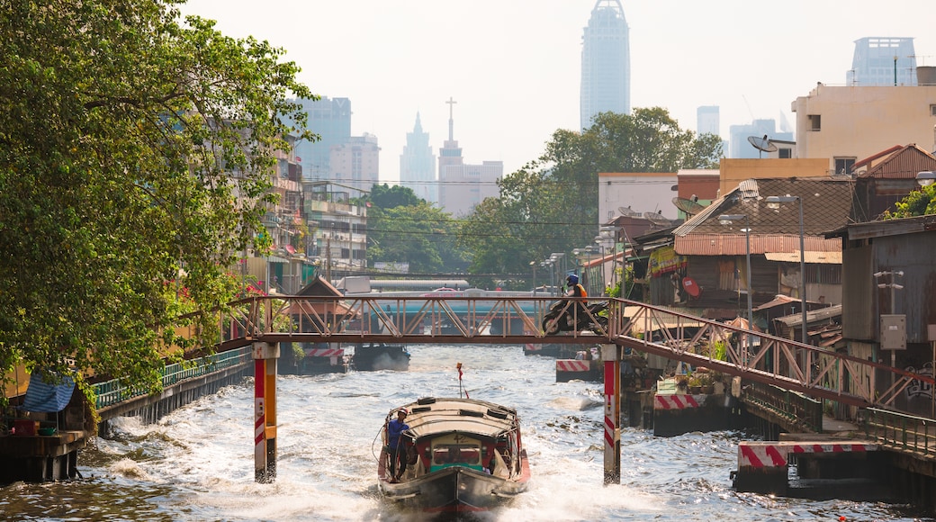 Khlong Saen Saep