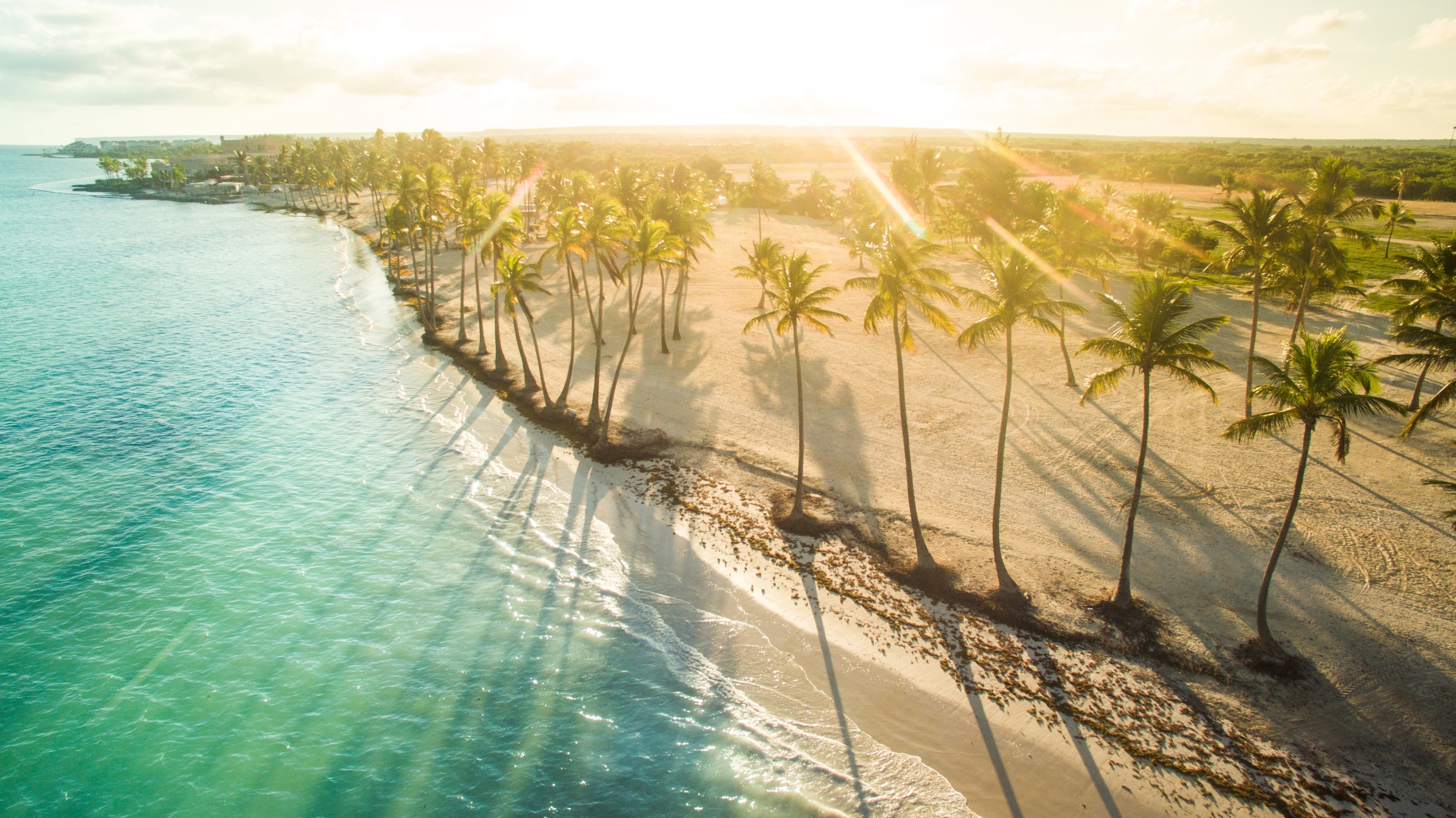Profitez de votre séjour à Punta Cana pour vous détendre au bord de l'eau lors d'un détour par Plage de Juanillo.