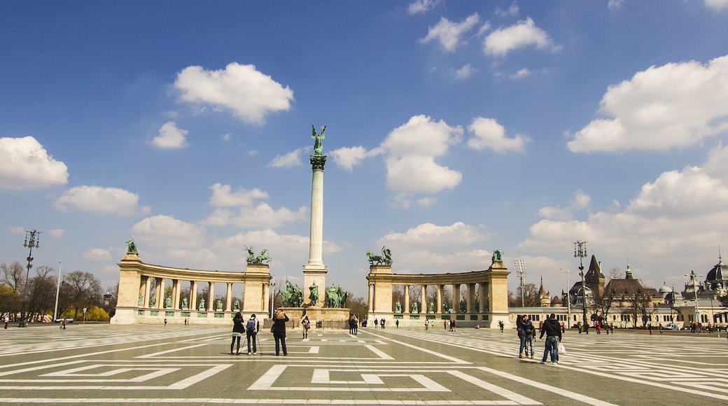 Piazza degli Eroi, Budapest, Ungheria