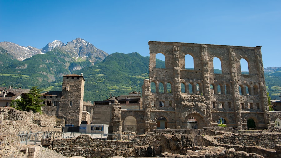 Piazza Émile Chanoux
