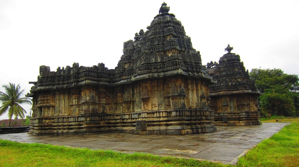 Hoysaleshvara Temple