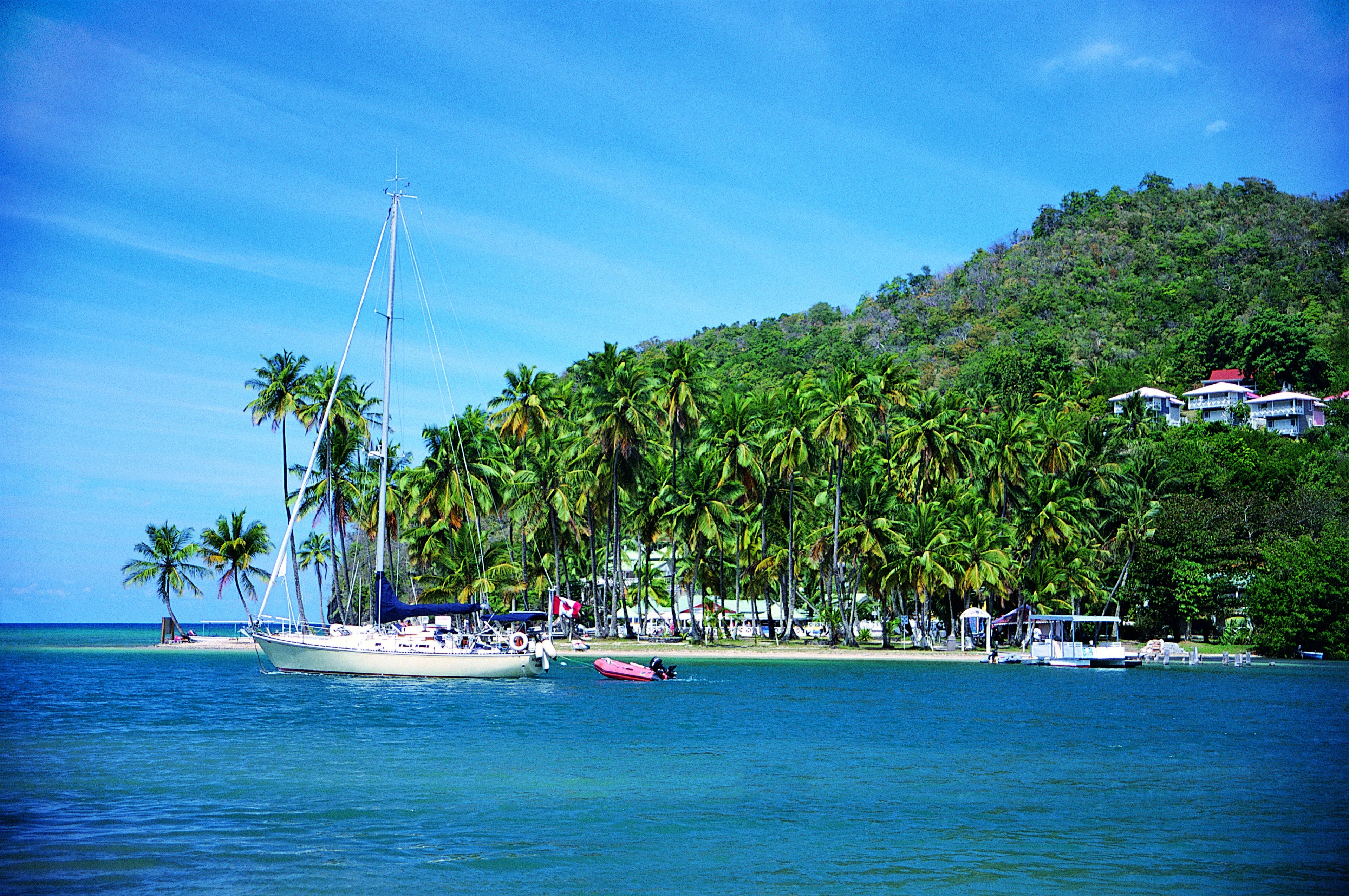 Why not spend a care-free afternoon at Marigot Bay during your travels in Marigot Bay? While in this relaxing area, you can savour the top-notch restaurants. 