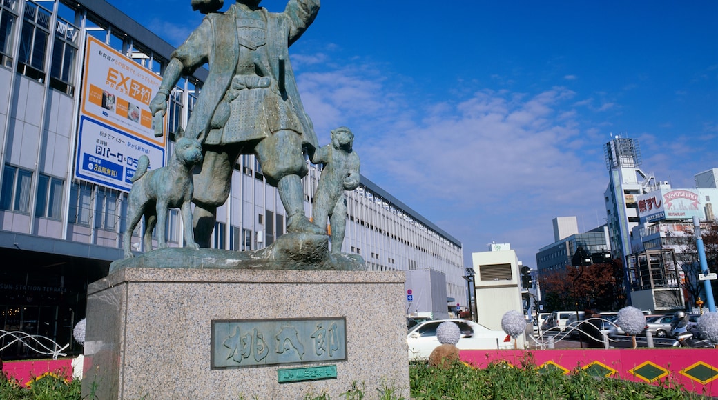 Estatua de Momotaro, Okayama, Okayama (prefectura), Japón