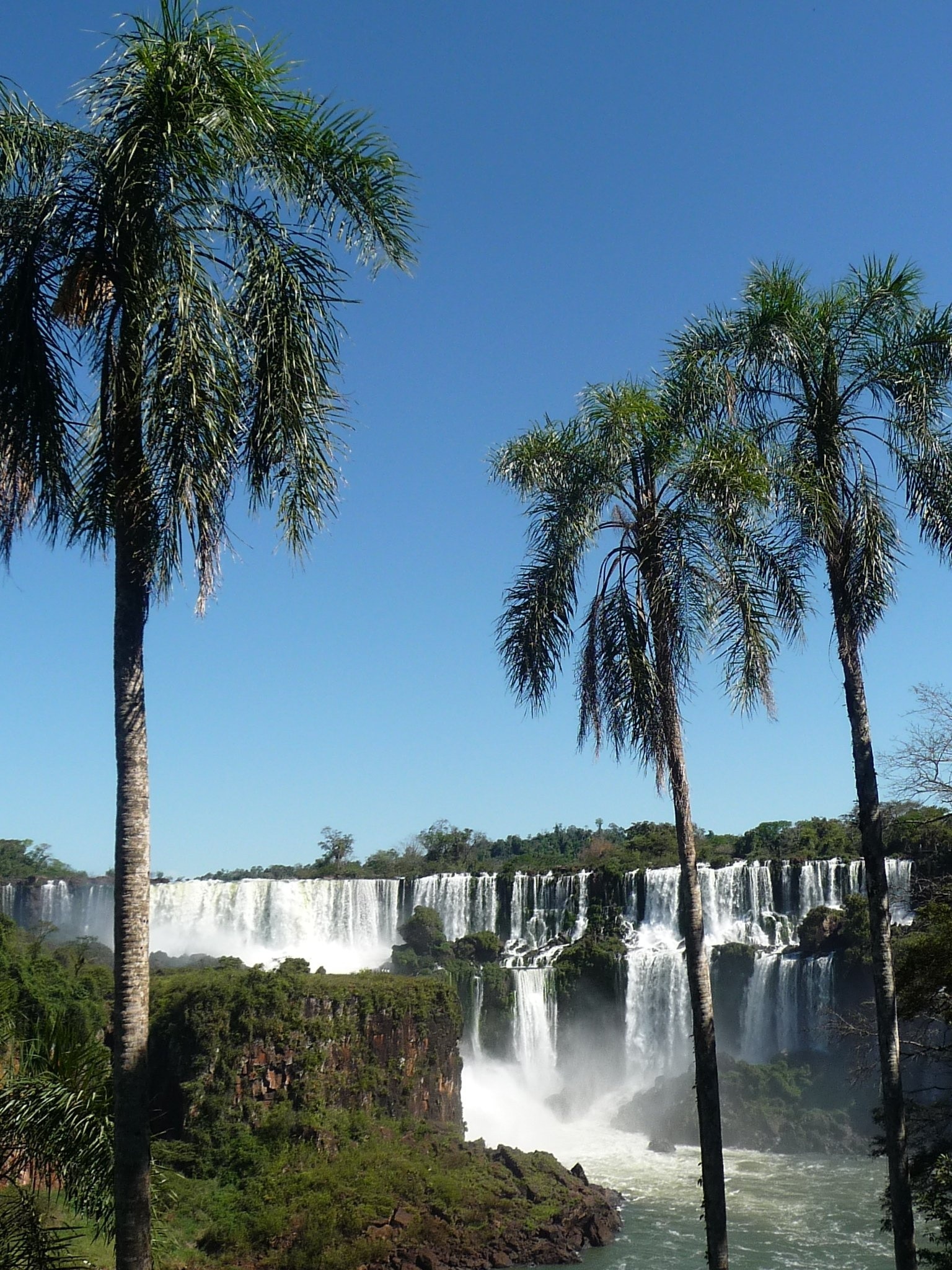 FOZ DO IGUACU, BRAZIL: Signs at the Entrance of Iguacu Falls