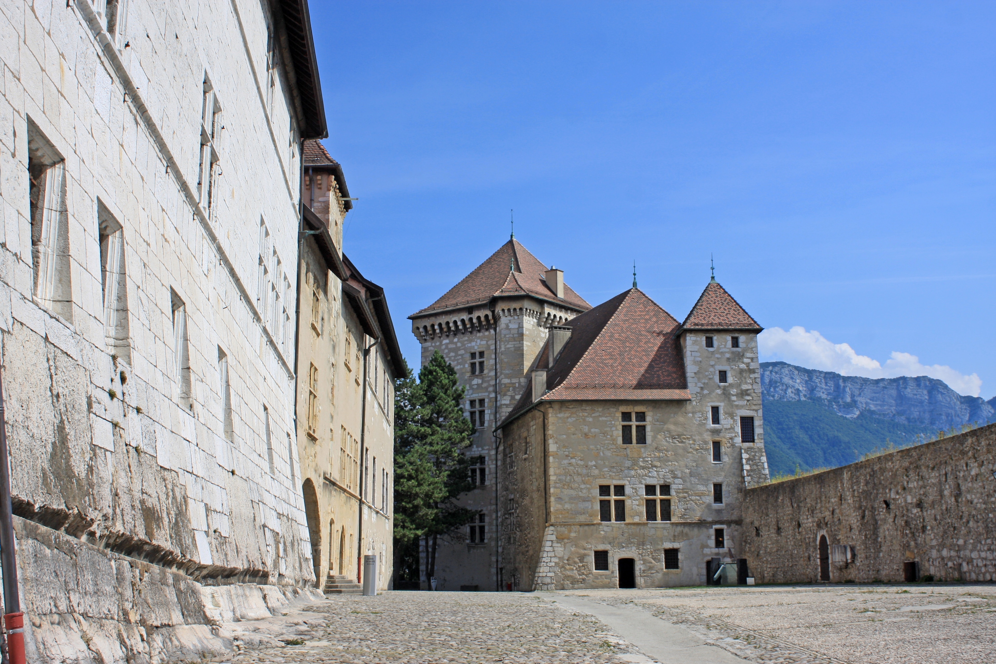 Les Minimes  • Grenoble - ISIT architecture