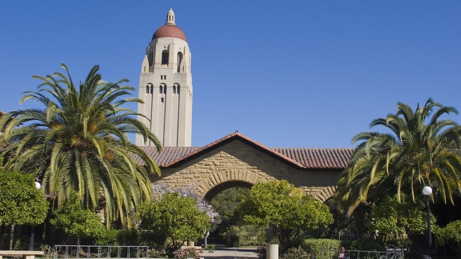 Hoover Tower