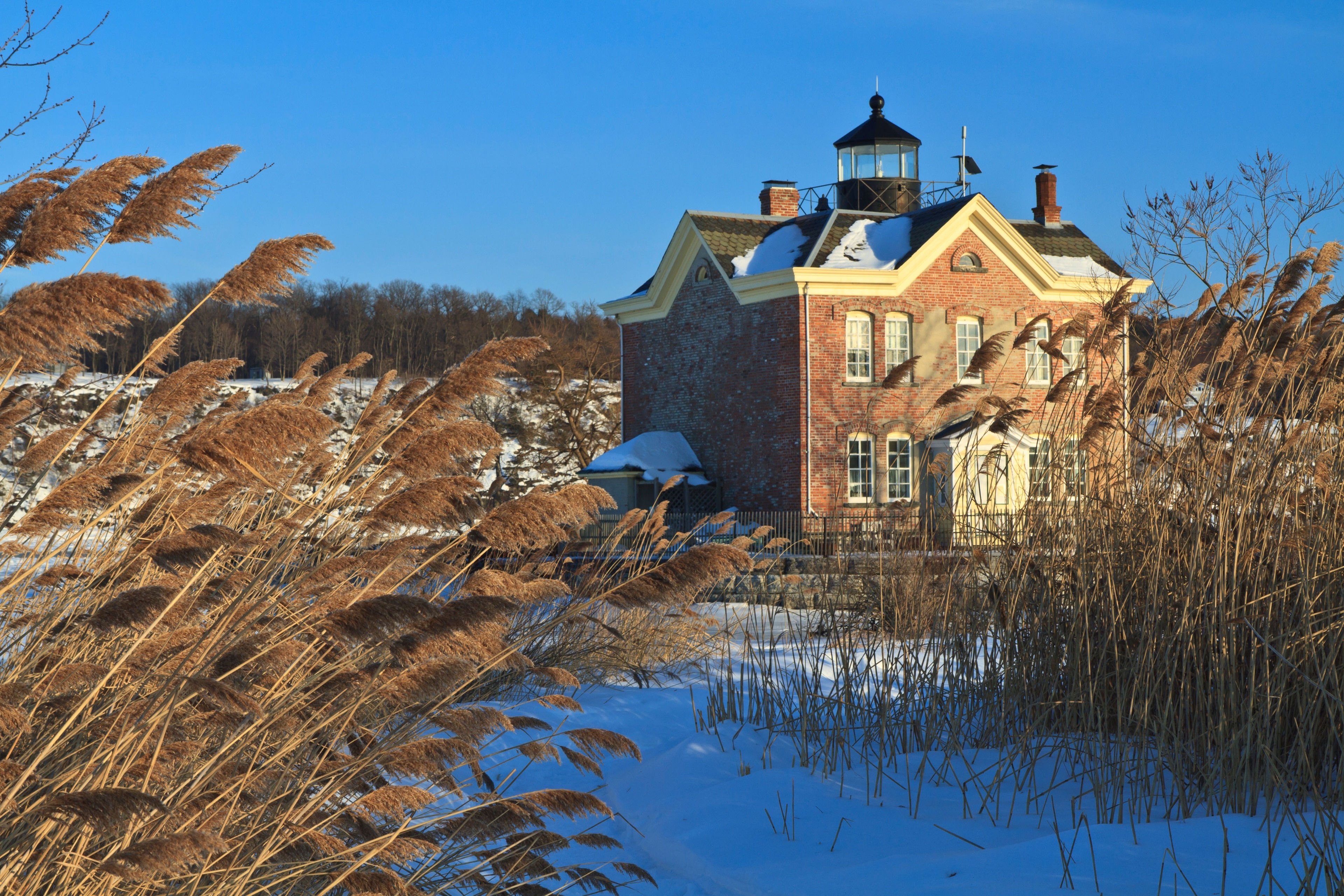 <h2>Top places to stay near the slopes</h2>