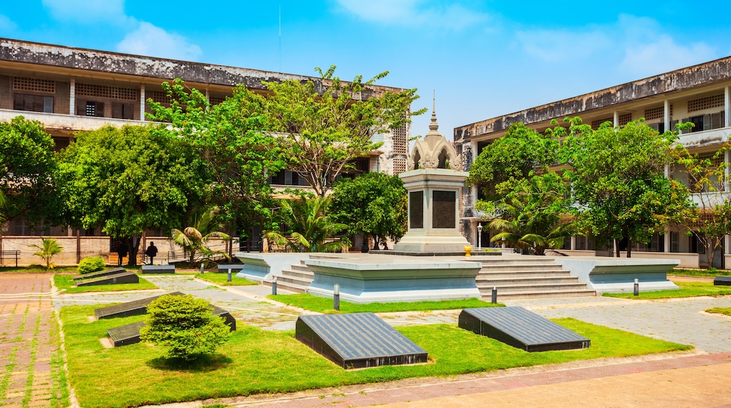 Μουσείο Γενοκτονίας Τουόλ Σλένγκ, Πνομ Πεν, Καμπότζη