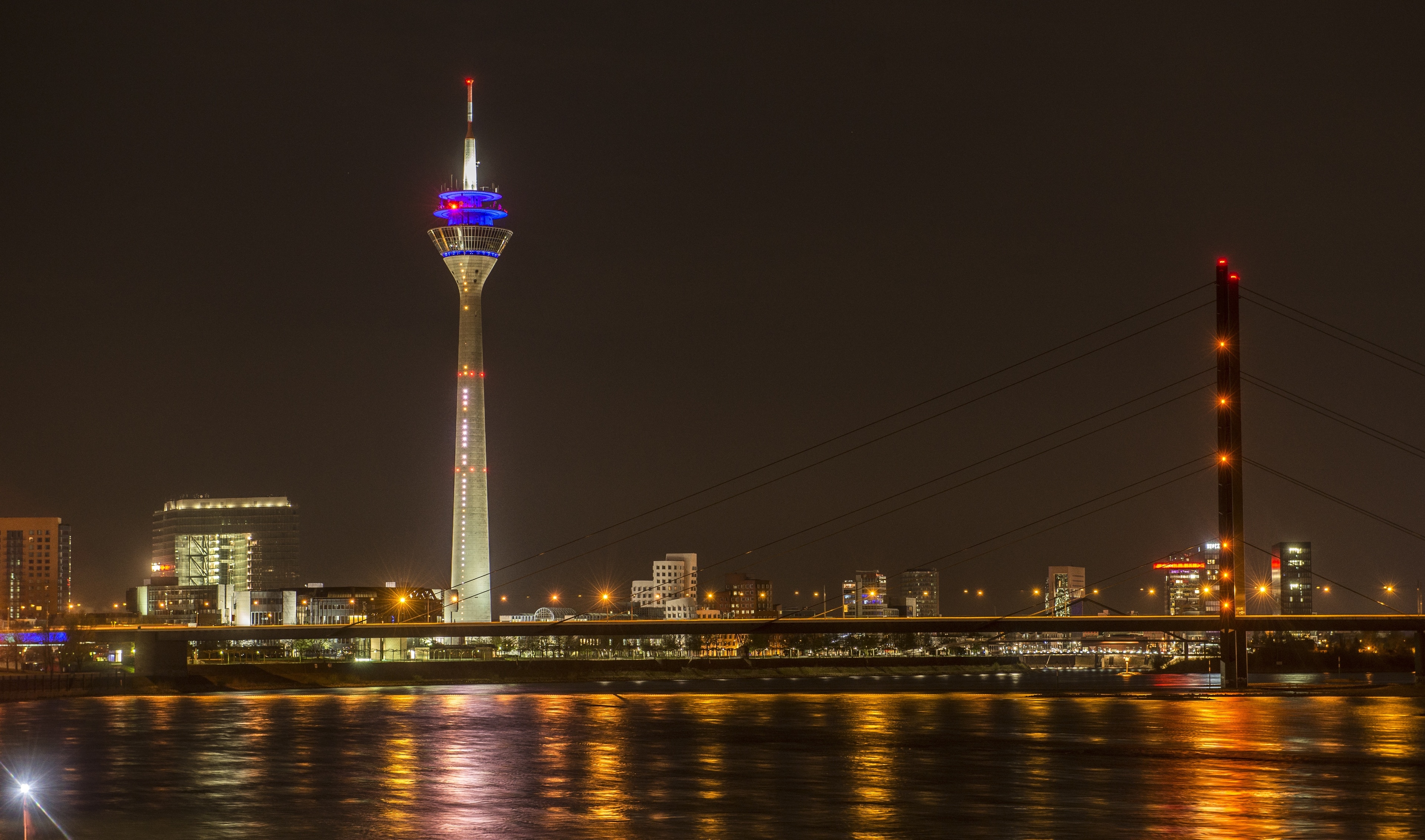 Bezoek Düsseldorf: Het beste van reizen naar Düsseldorf,  Noordrijn-Westfalen in 2024 | Expedia Toerisme