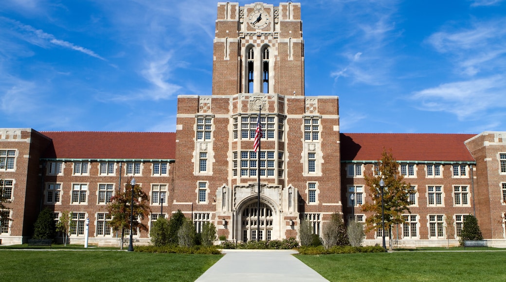 University of Tennessee, Knoxville, Tennessee, United States of America