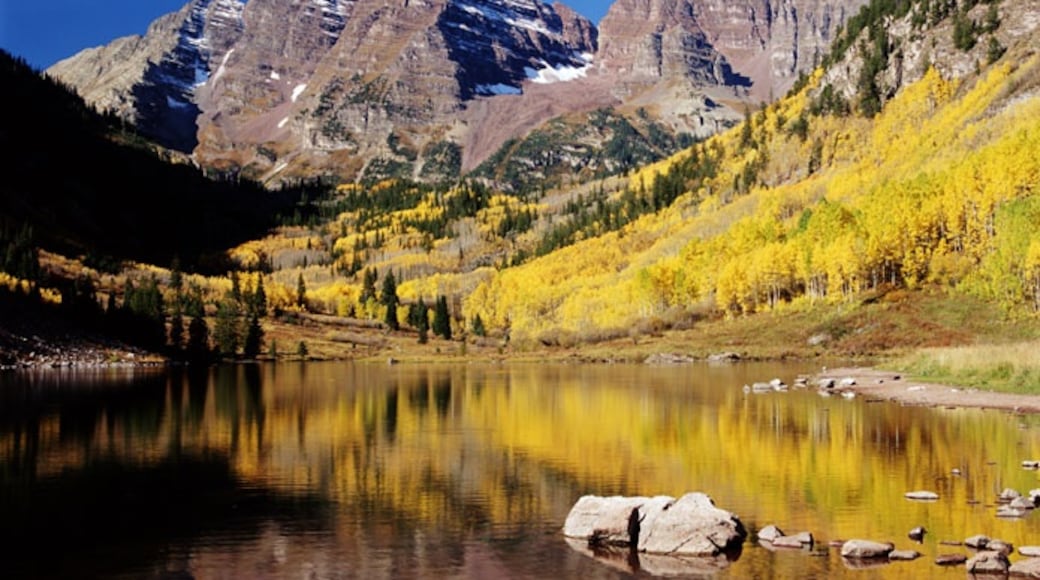 Picos de montaña Maroon Bells