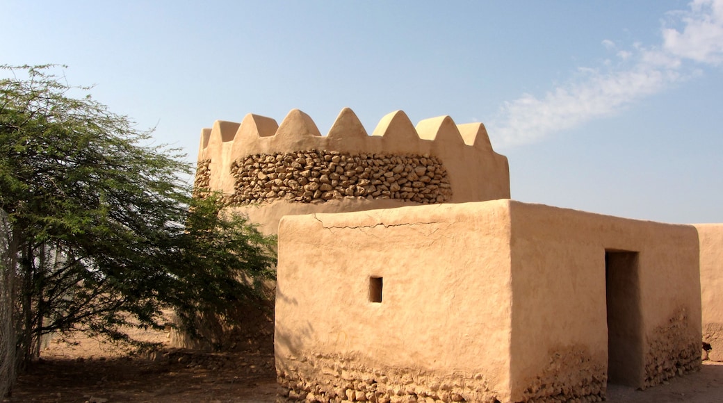 알 타가브 요새, 마디나트 아쉬 샤말, Al Shamal, 카타르