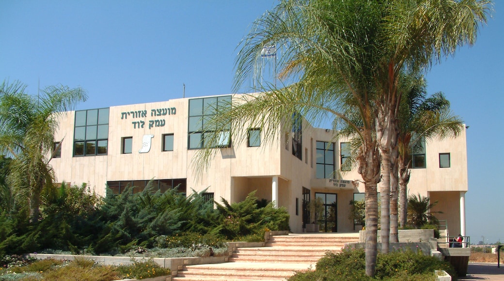 Kfar Chabad