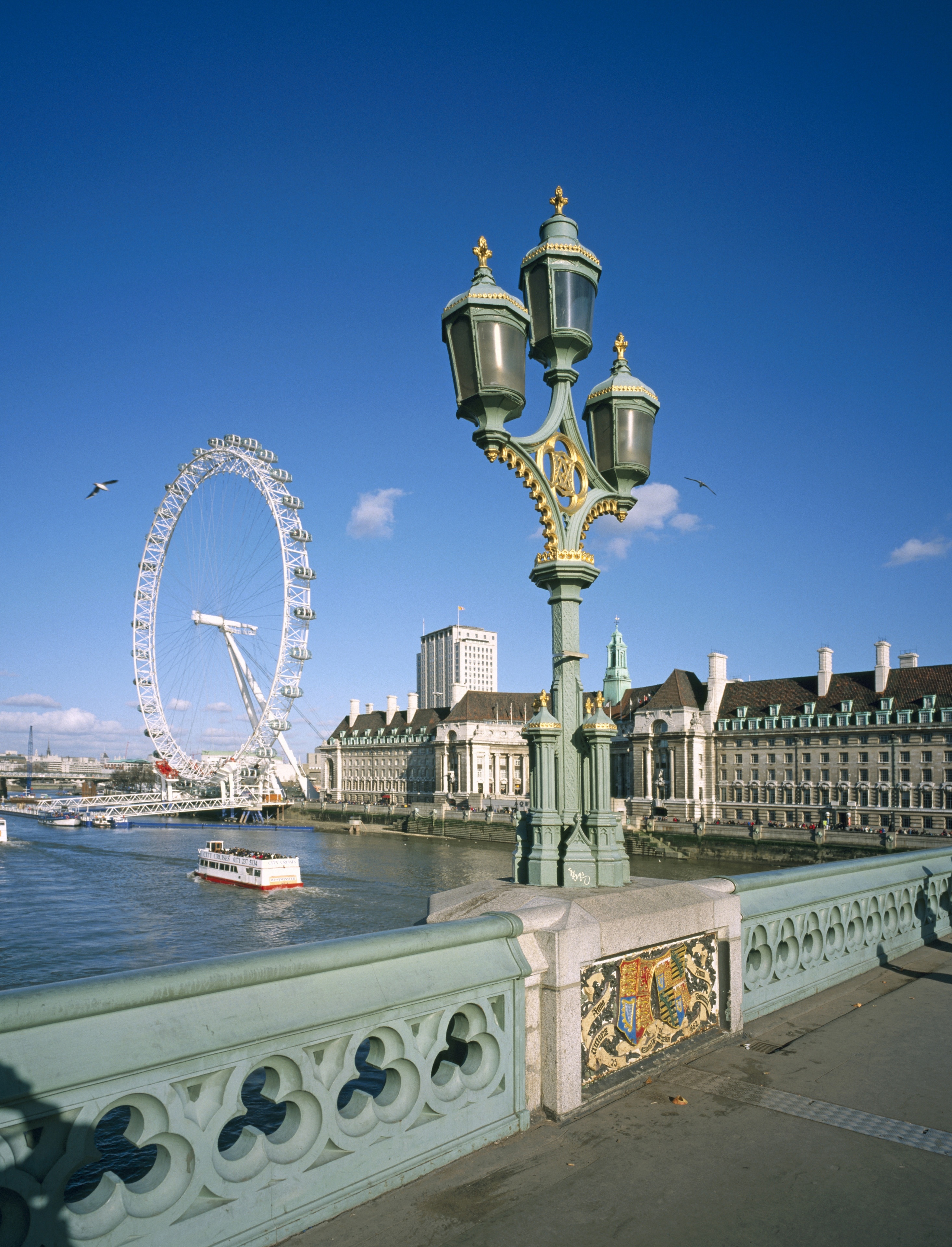 London golden eye - Picture of Park Plaza Westminster Bridge London -  Tripadvisor