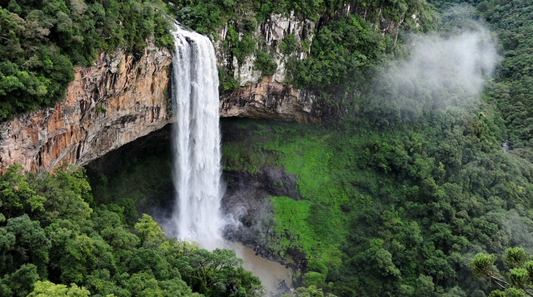 Caracol Waterfall