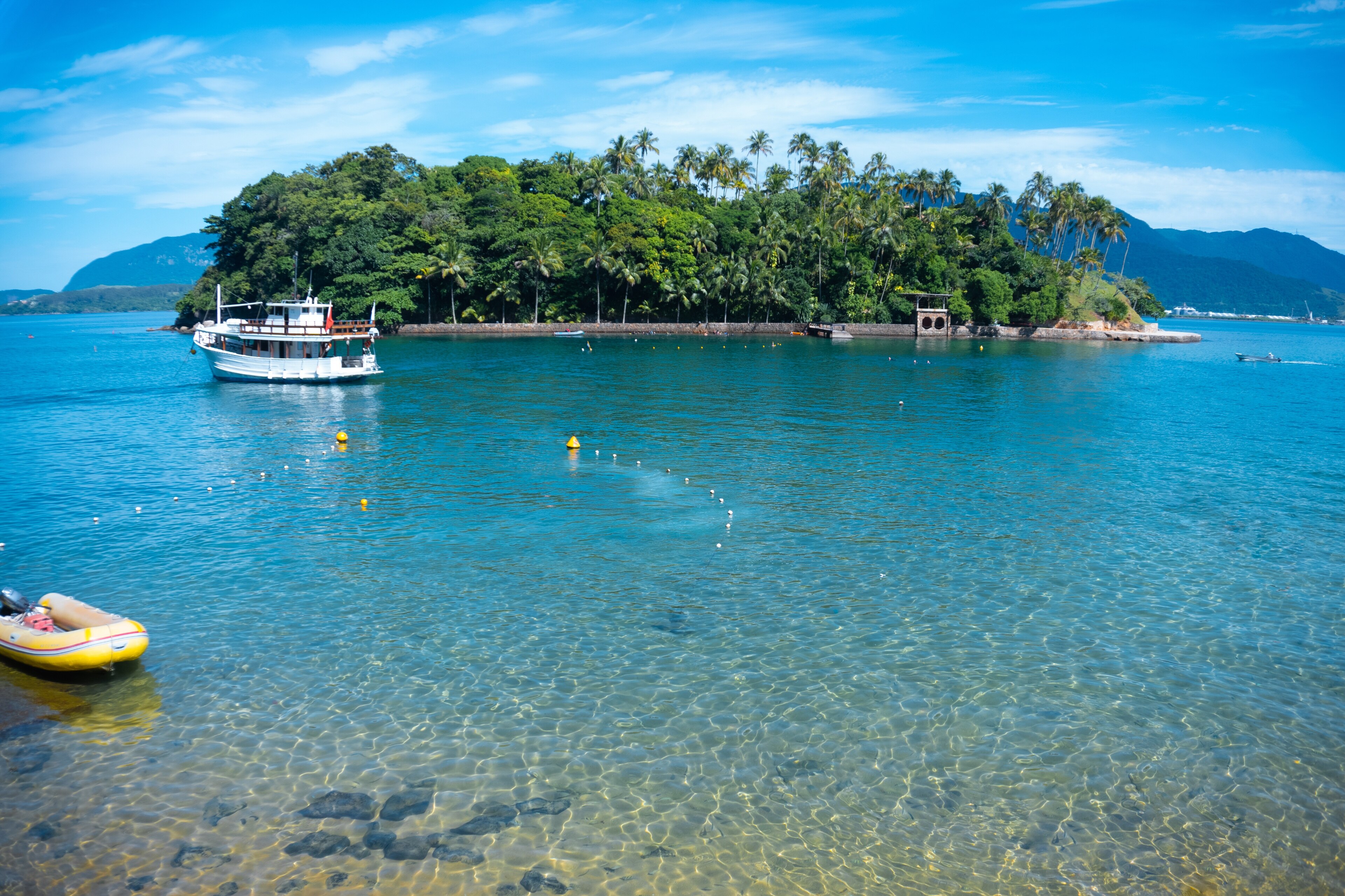 Garota local ilhabela