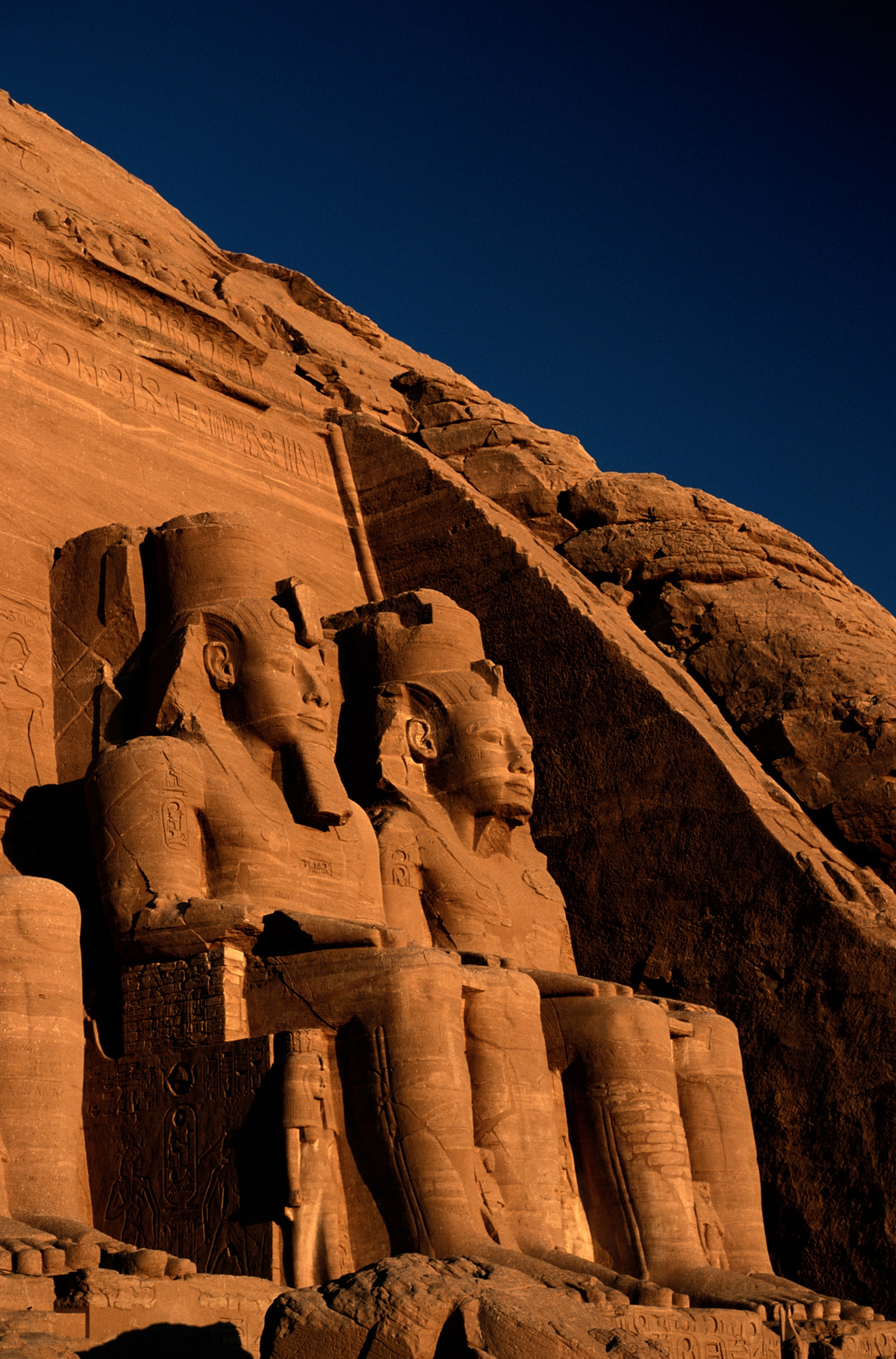 <h2>Los mejores lugares con desayuno para hospedarse en Abu Simbel</h2> 