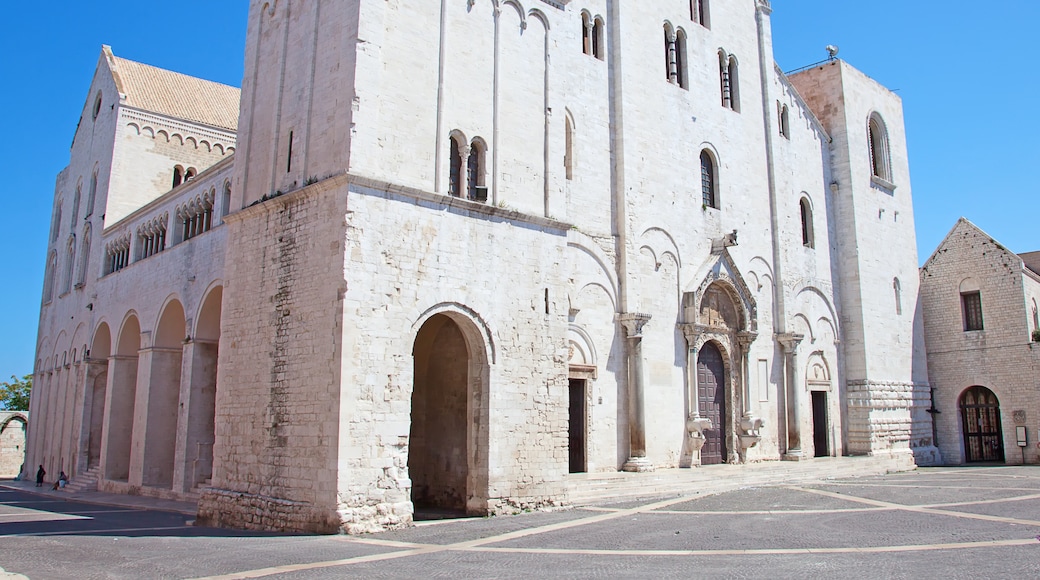 Basilica di San Nicola, Bari, Puglia, Italia