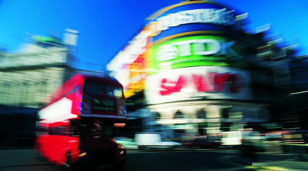 Piccadilly Circus, Londen, Engeland, Verenigd Koninkrijk