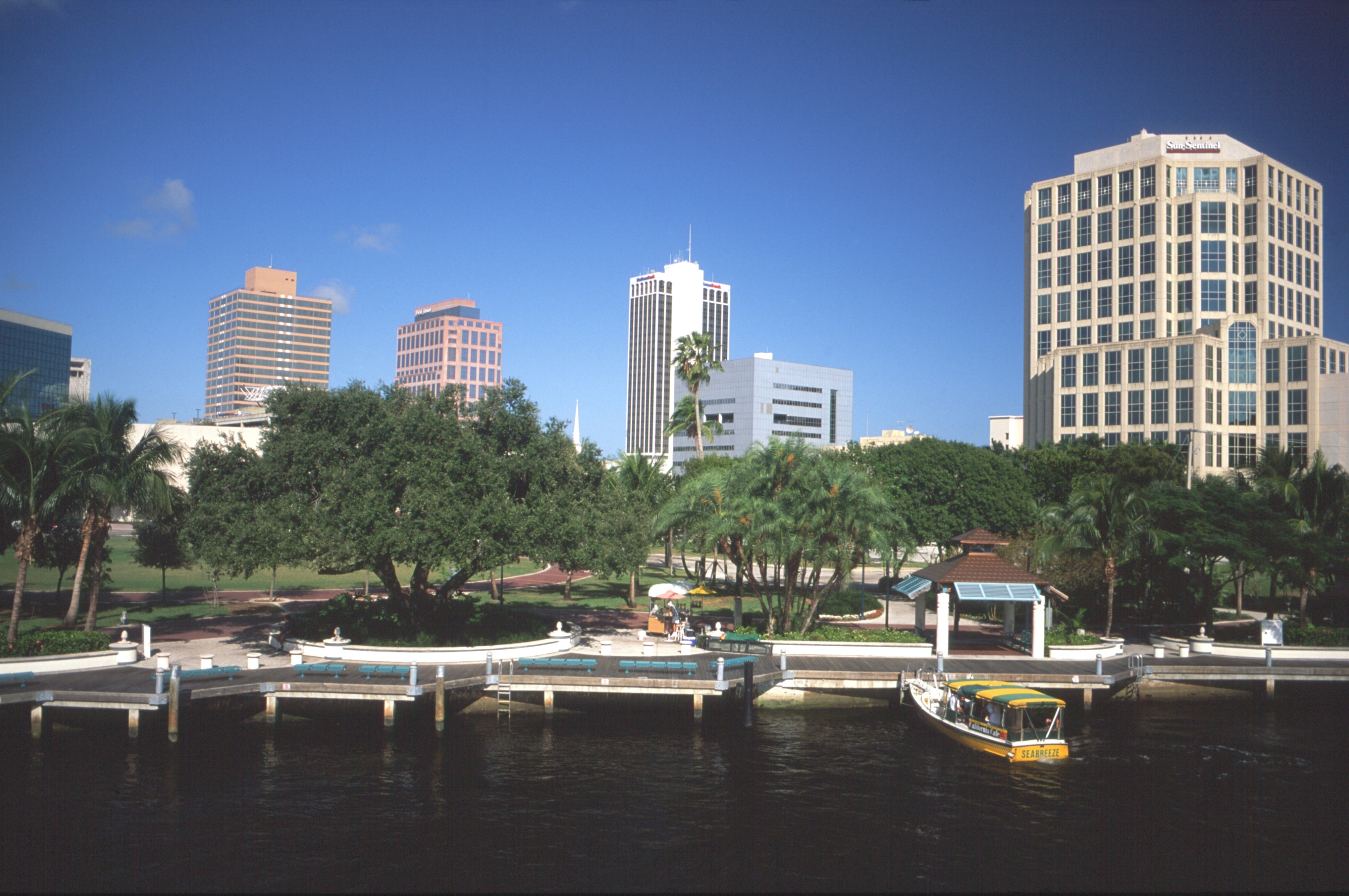 Downtown Fort Lauderdale, Fort Lauderdale Vacation Rentals: condo and