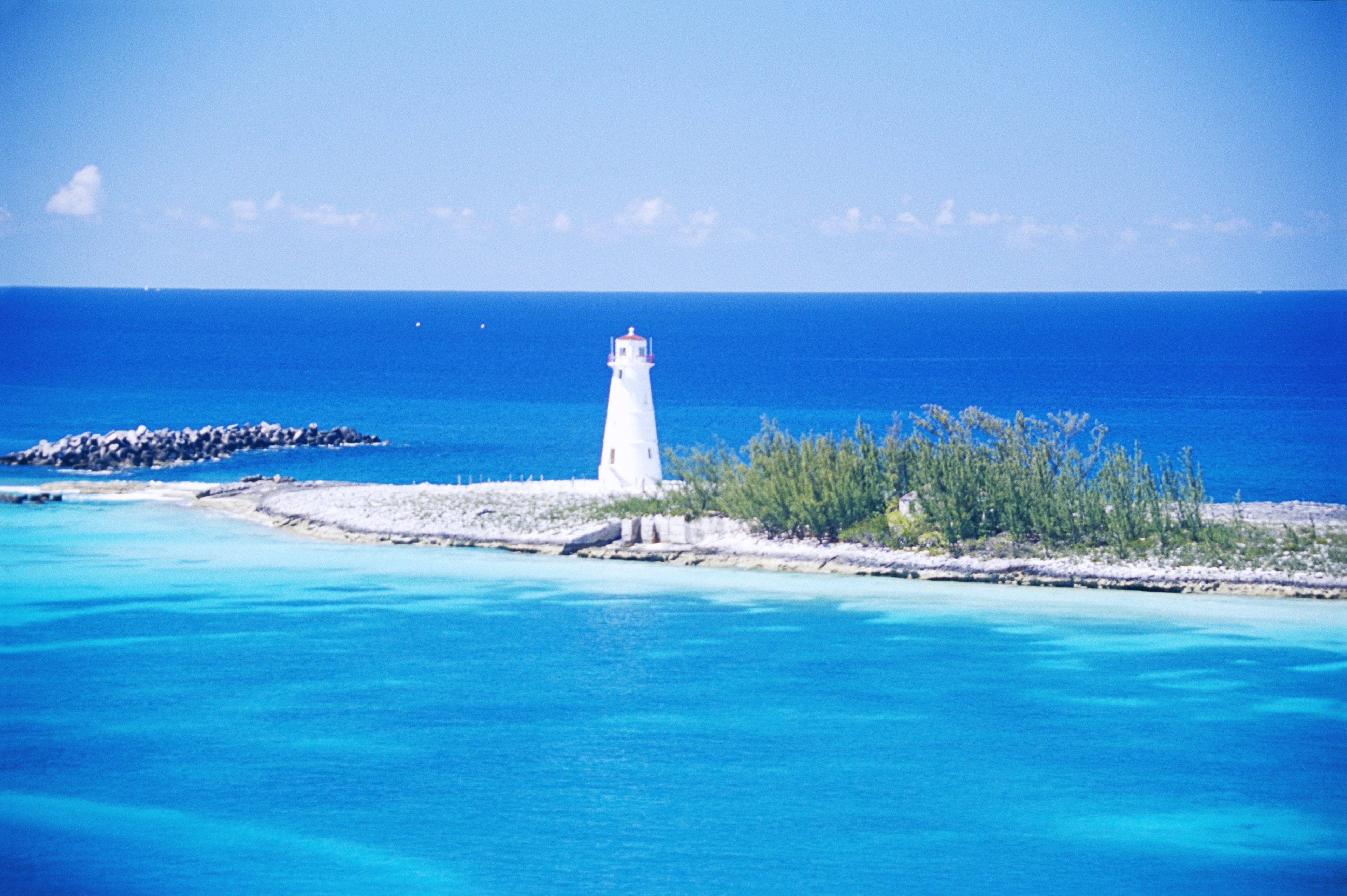 Paradise Island: 11 Reasons to Visit The Bahamas - Absolutely