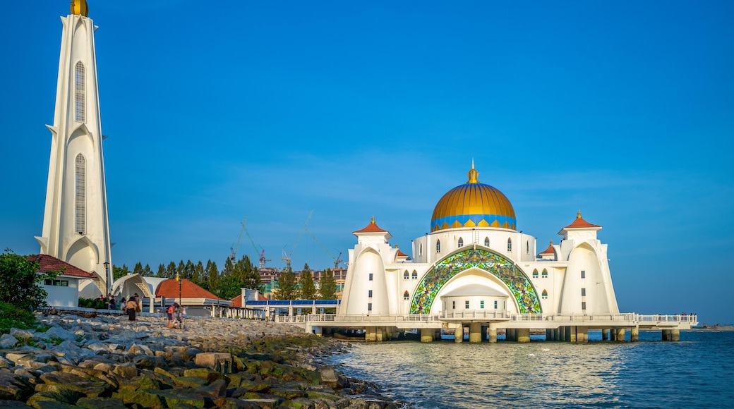 Melaka Straits Mosque, Malacca City, Malacca, Malaysia