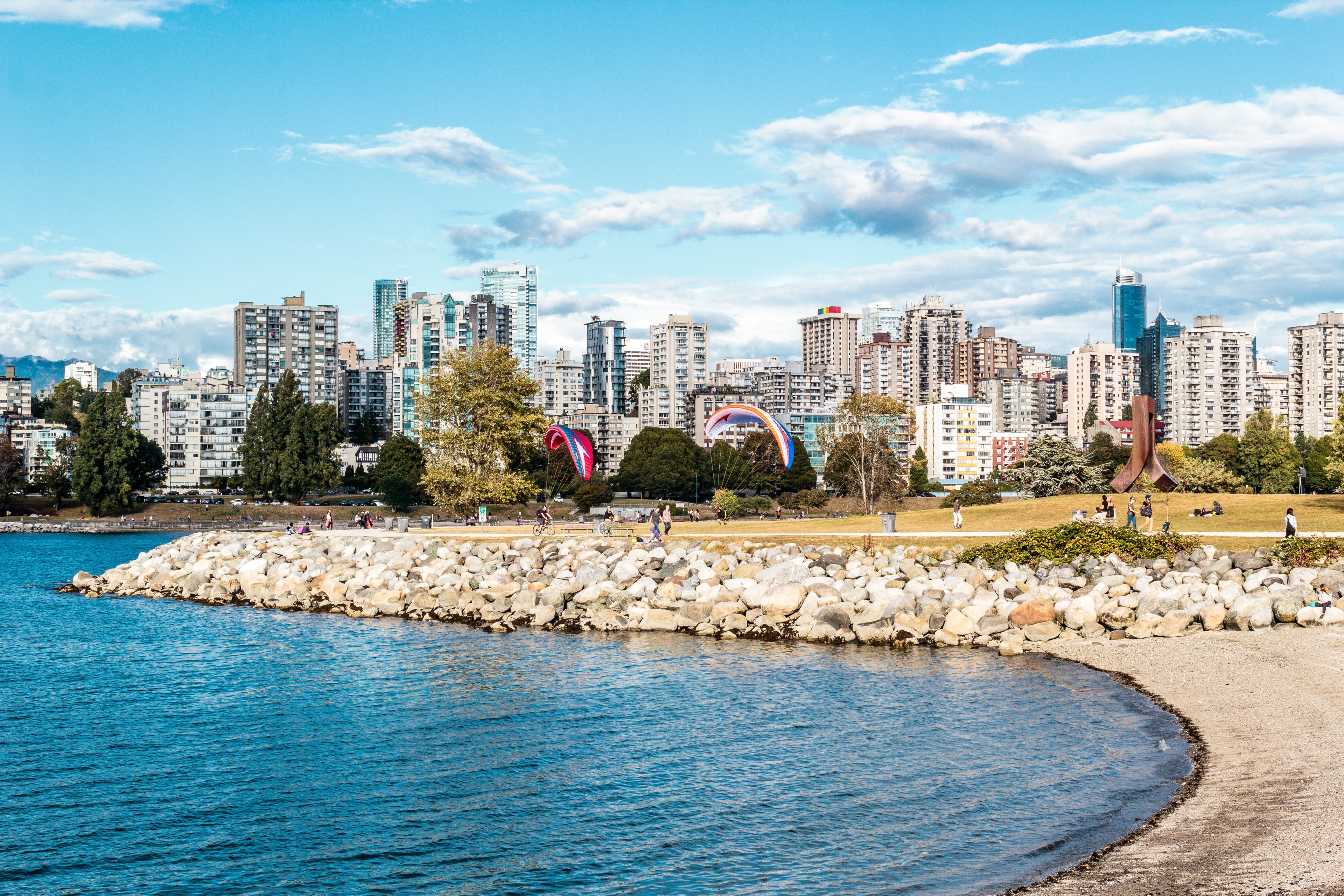 Book the Best BEACH RESORTS in Kitsilano, Vancouver from CA 499
