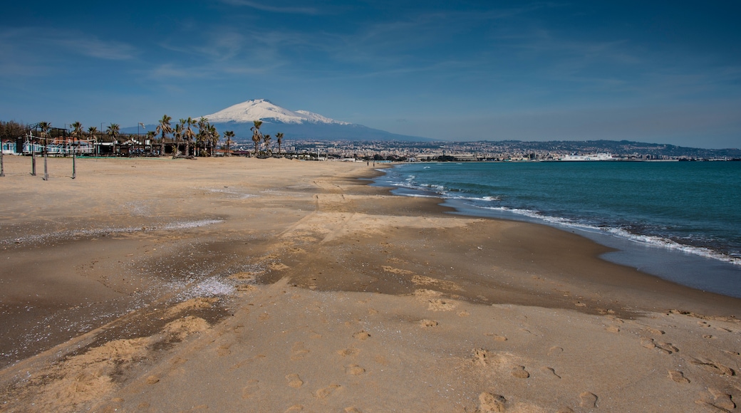 Spiaggia di Catania, Catania, Sicilia, Italia