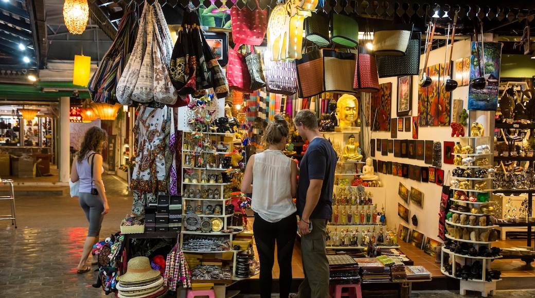 Pasar Malam Angkor