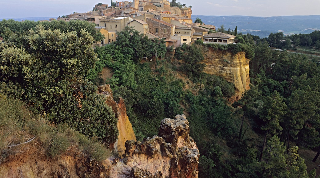 Ockerfarbene Klippen, Roussillon, Département Vaucluse, Frankreich