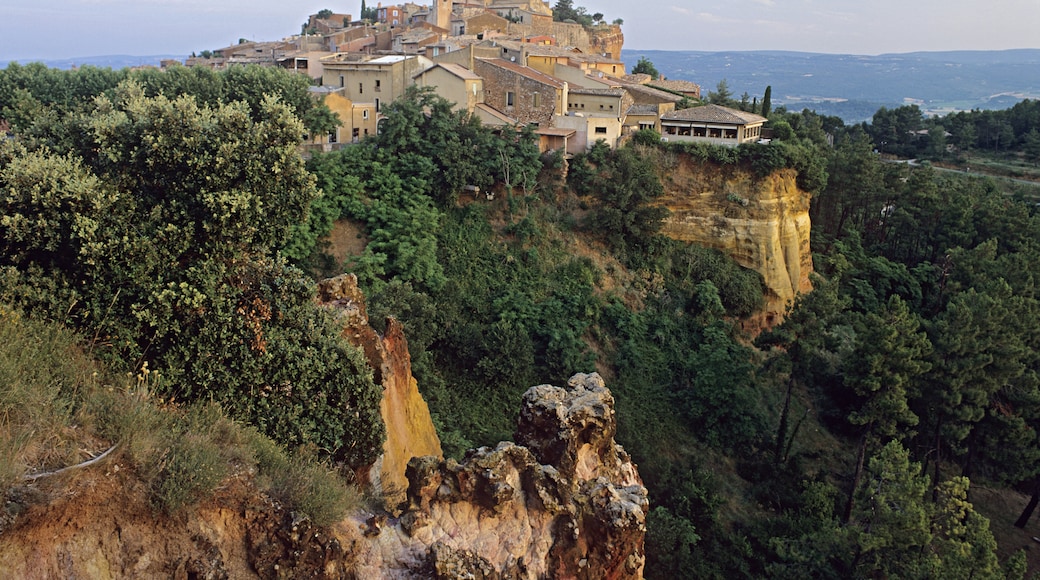 Vách đá Ochre ở Roussillon