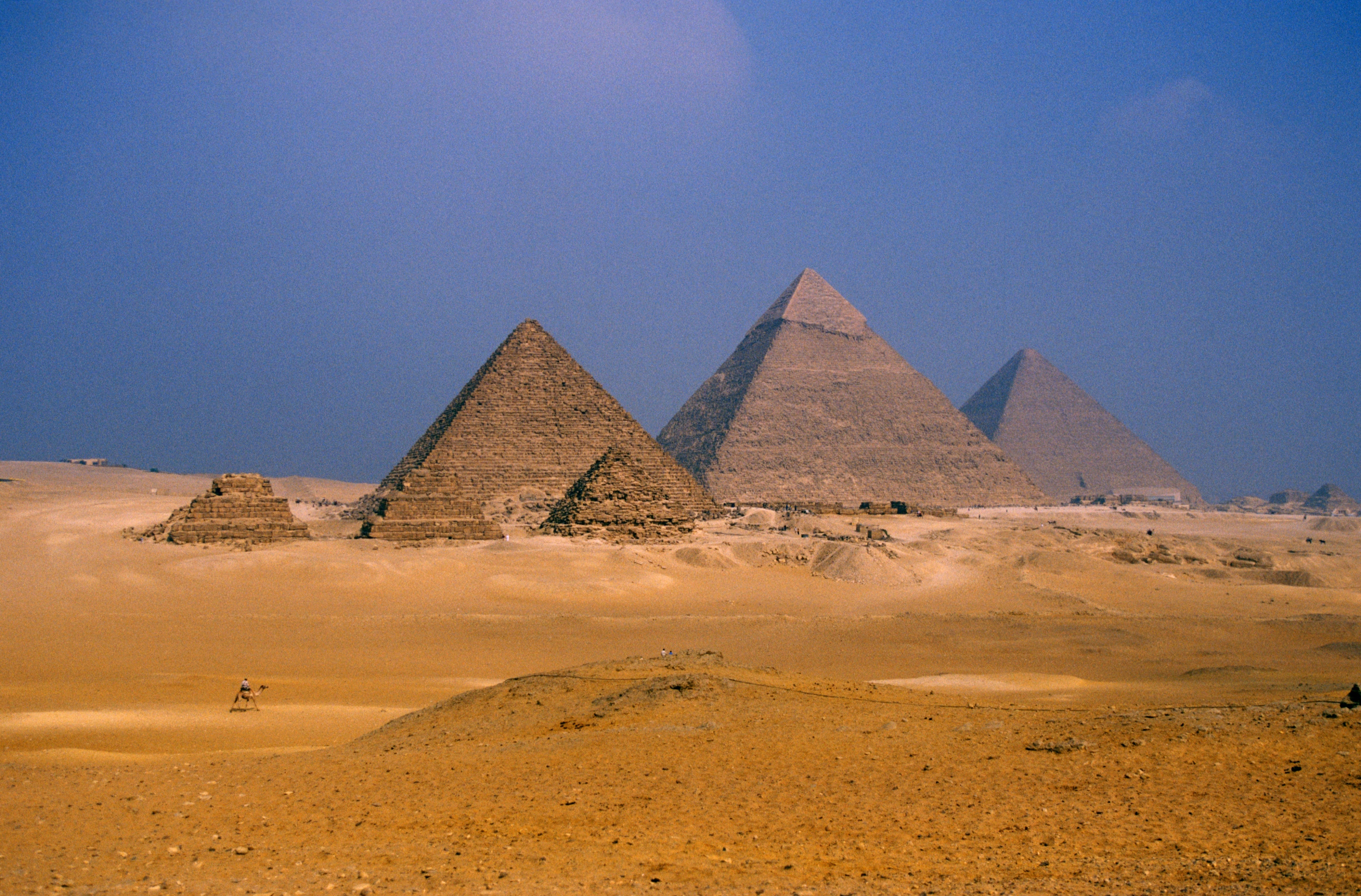 ピラミッド Pyramid Complex of Amenemhat Ⅰ... | www.hurdl.org