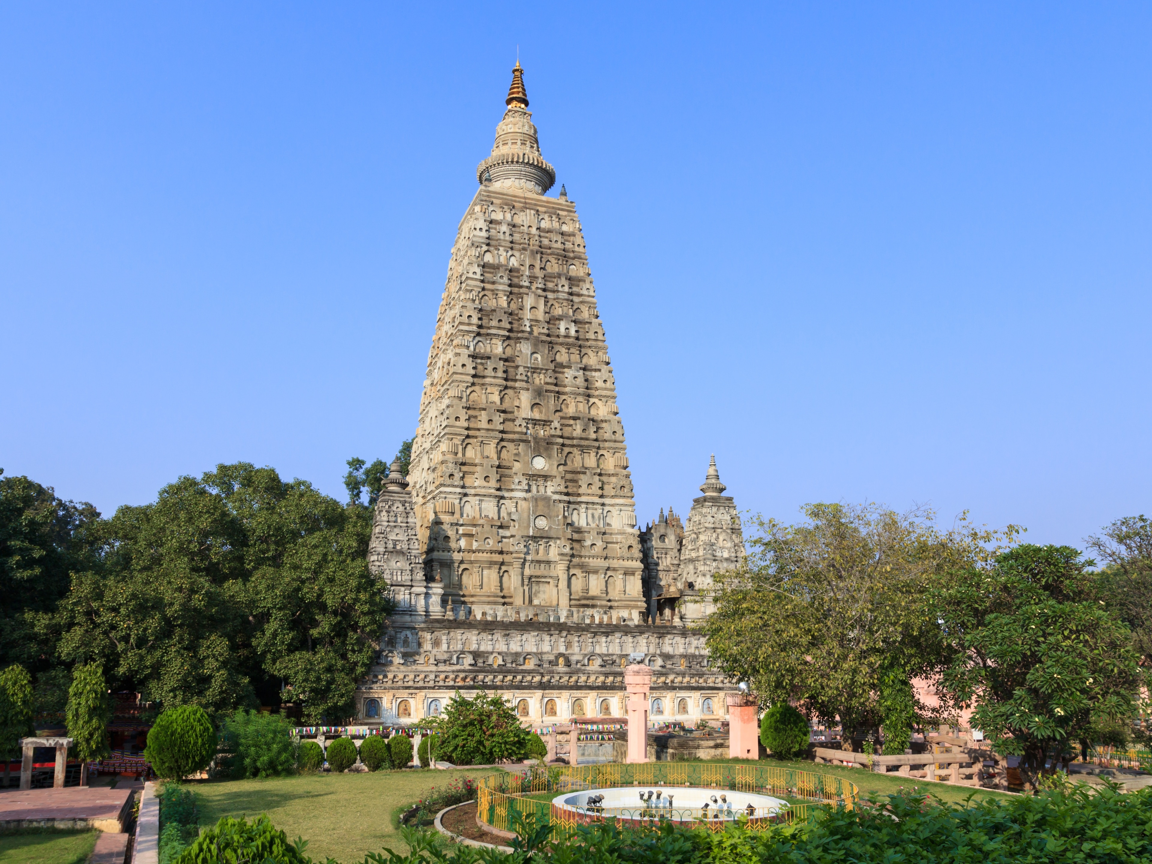 Bodh Gaya Tourism | Bodh Gaya Travel Guide | Tourism in Bodh Gaya