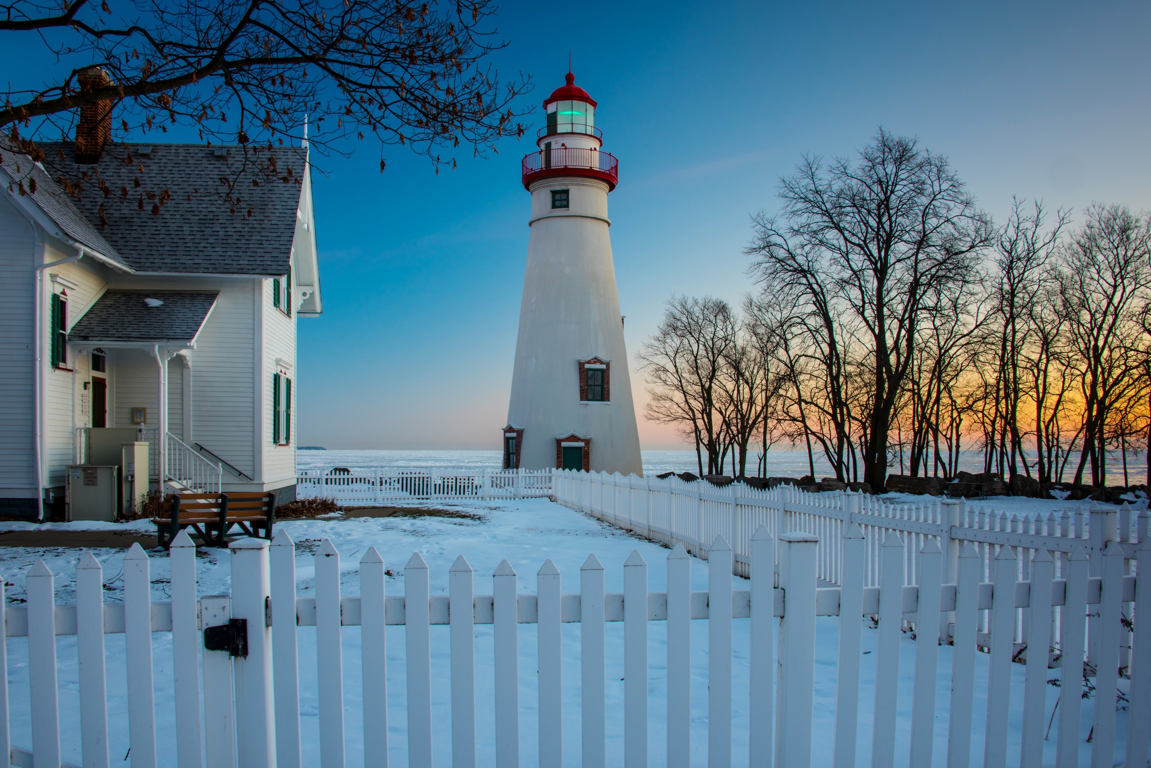 Marblehead Lighthouse, Marblehead Vacation Rentals boat rentals & more