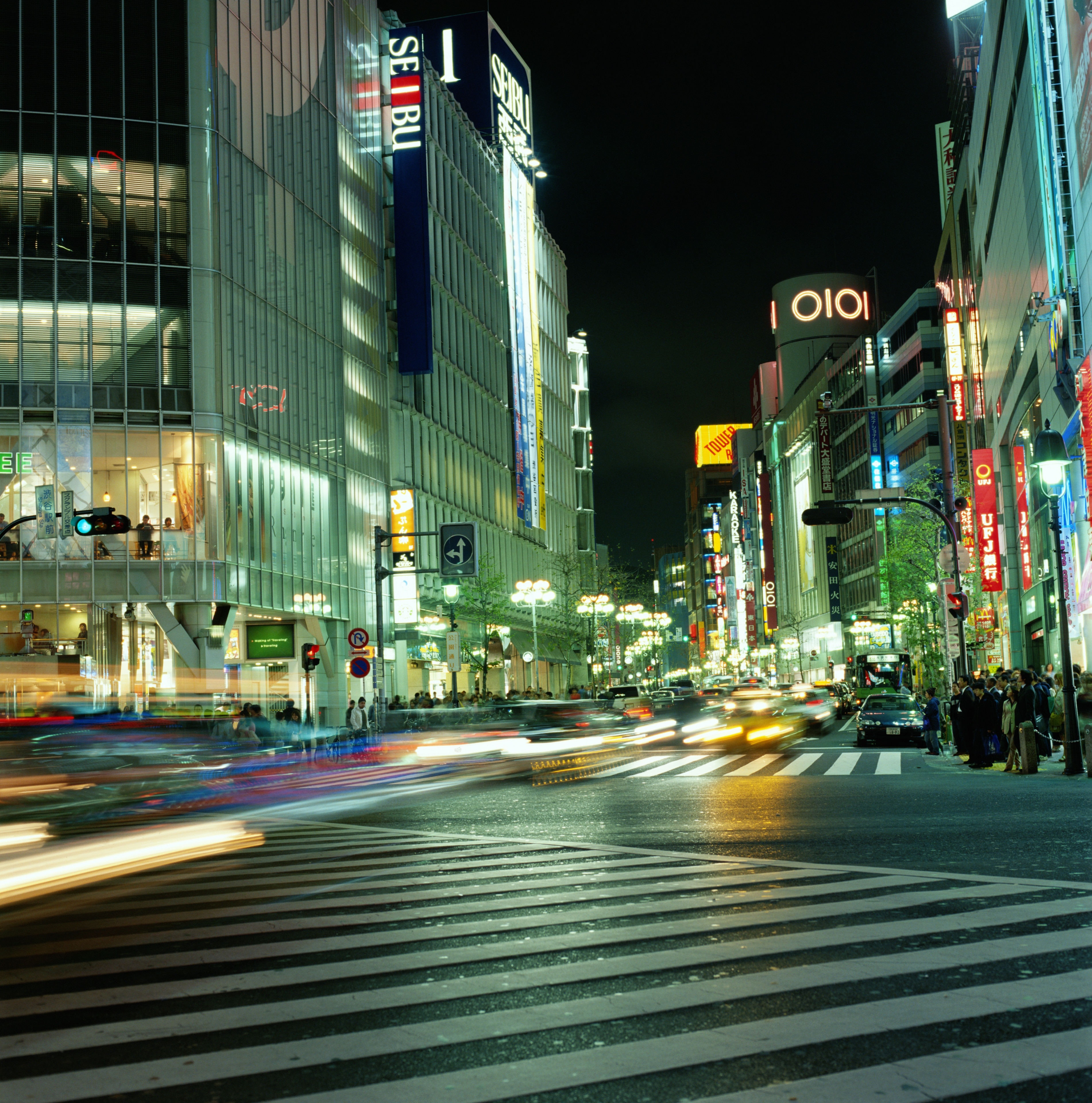 Shibuya Crossing in Shibuya - Tours and Activities | Expedia
