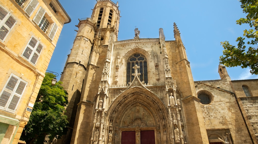 Kathedrale Saint-Sauveur